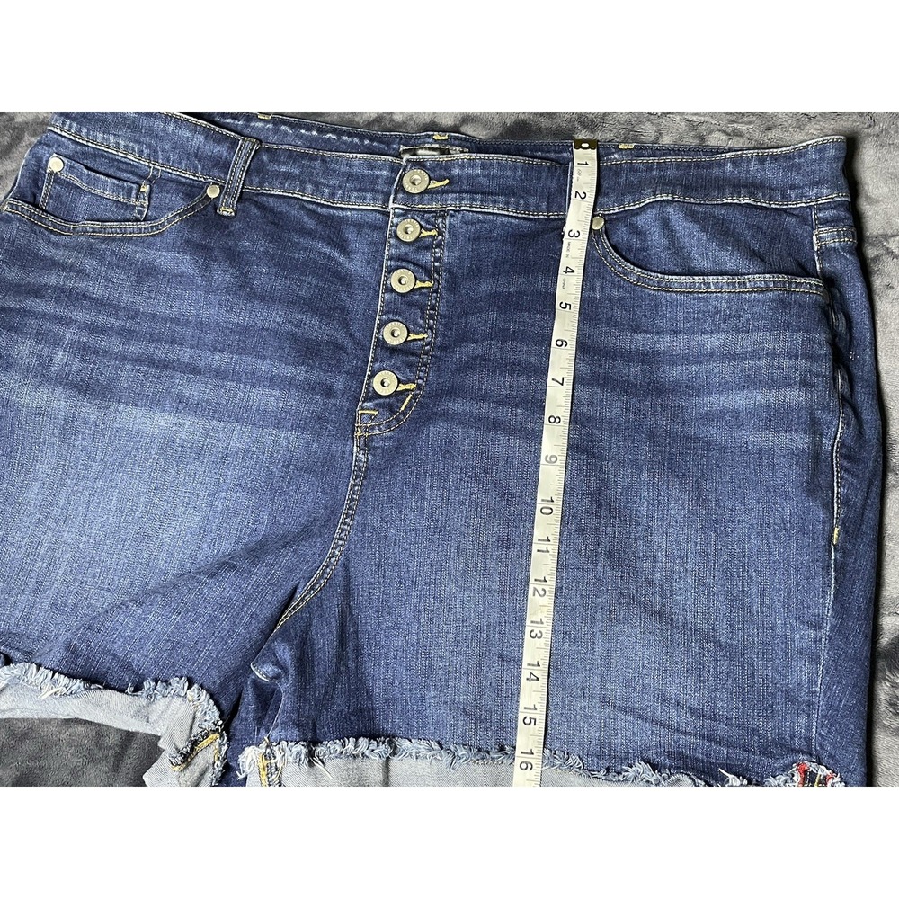 Torrid Shorts Womens 26 Blue‎ Vintage Stretch Denim 5 Inch High Rise Button Fly - Picture 10 of 10